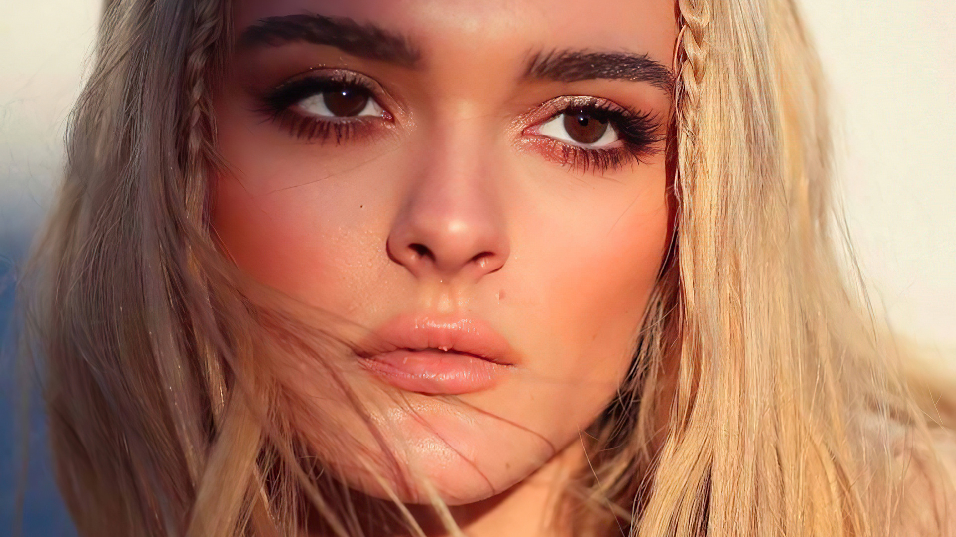 Charlotte Lawrence Notion Magazine 4k