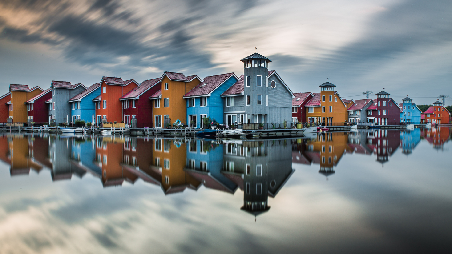 Colorful Hut Houses Reflection 5k