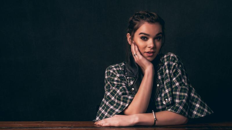 2016 Hailee Steinfeld