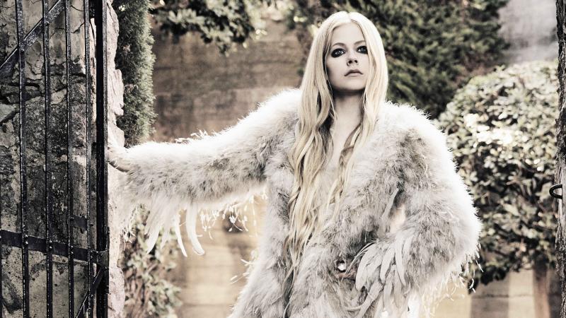 4k Avril Lavinge