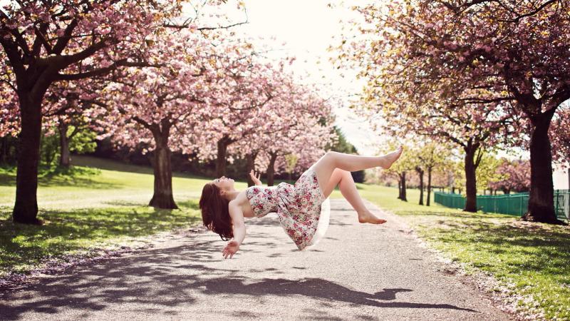 Flying Girl