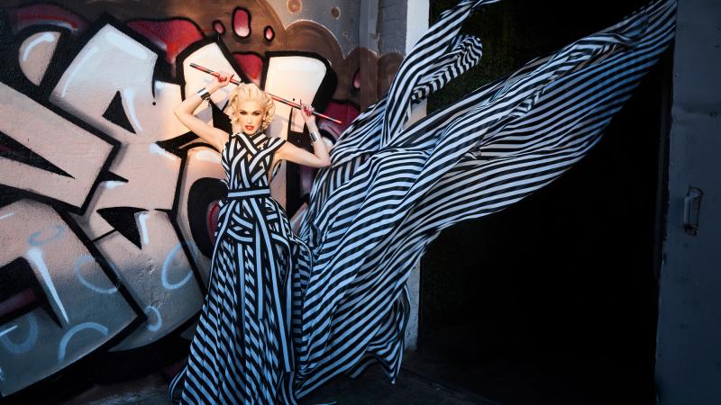 Gwen Stefani Wonderland Magazine 4k