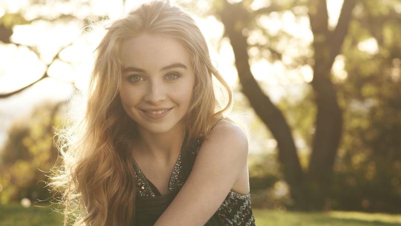 Sabrina Carpenter Cute 5k
