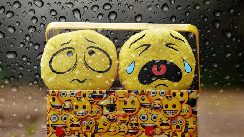 Smile Cry Box