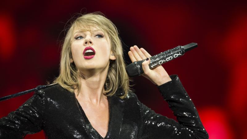 Taylor Swift 13