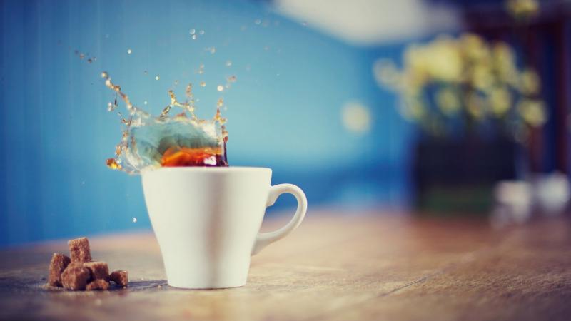 Tea Splash - Wallpaper Download