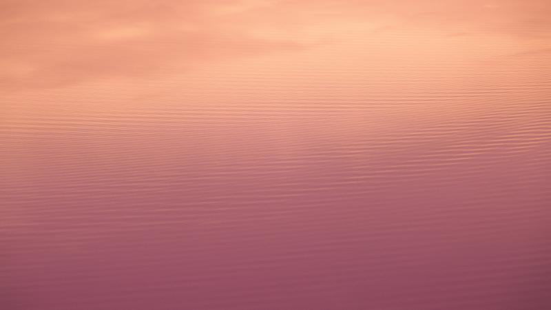 Water Reflecting Sky Minimal 5k