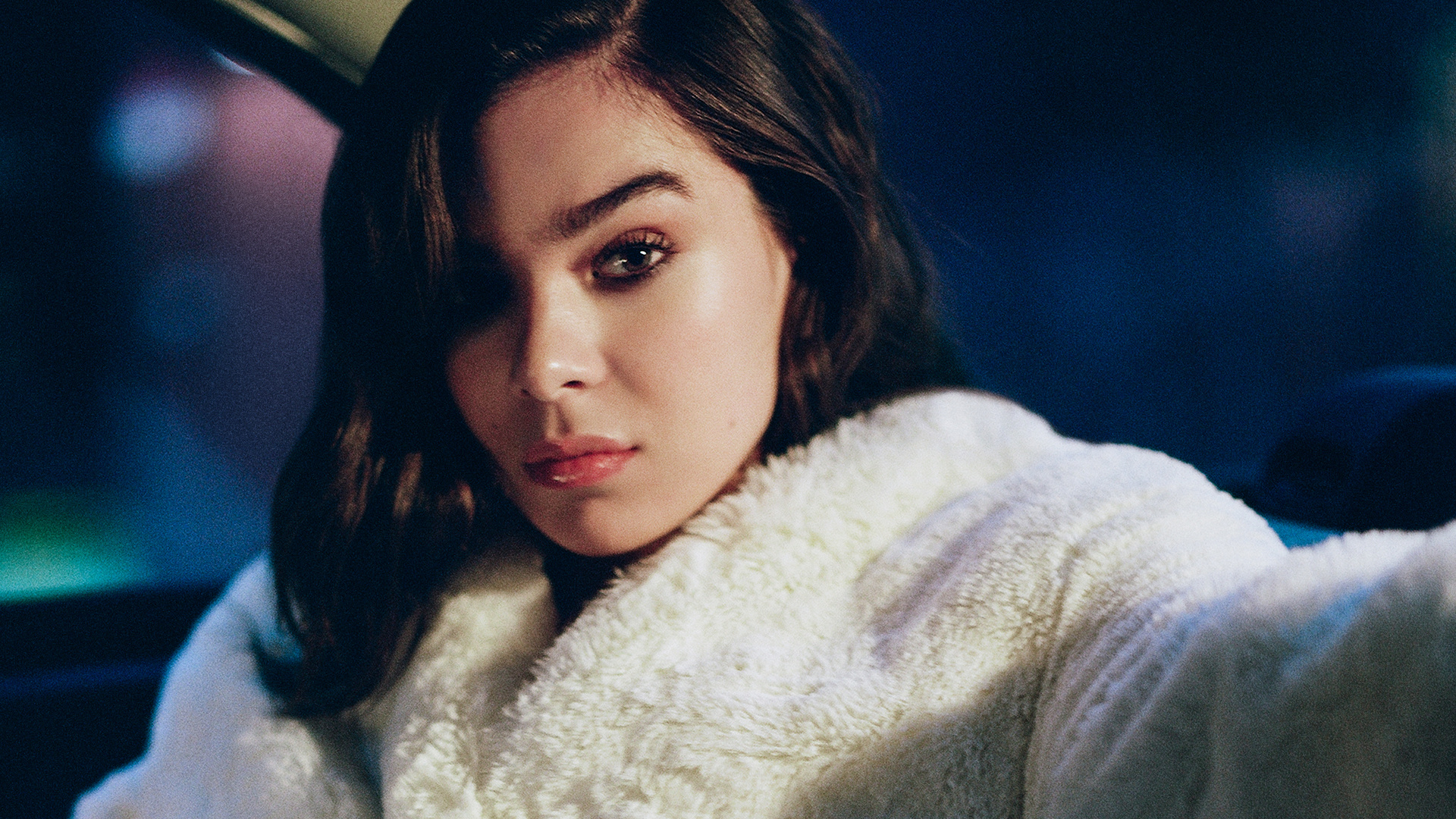 Hailee Steinfeld 2019