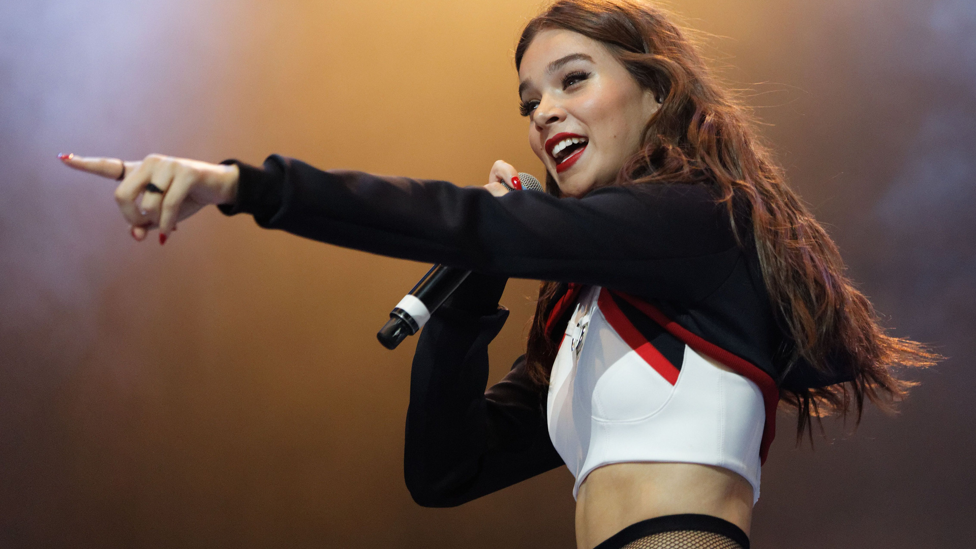 Hailee Steinfeld BBC Radio 1