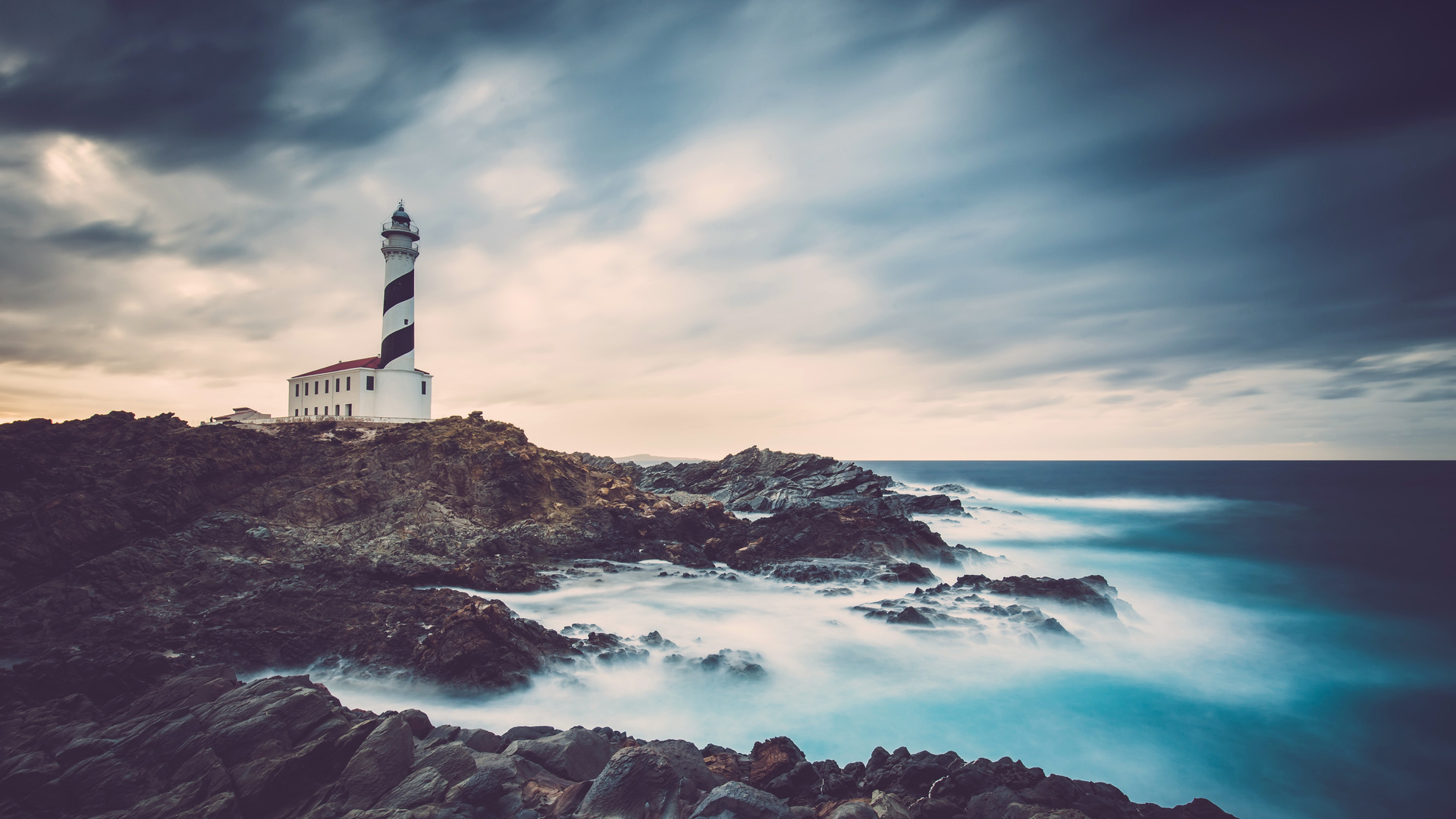 Lighthouse Ocean Coast 5k