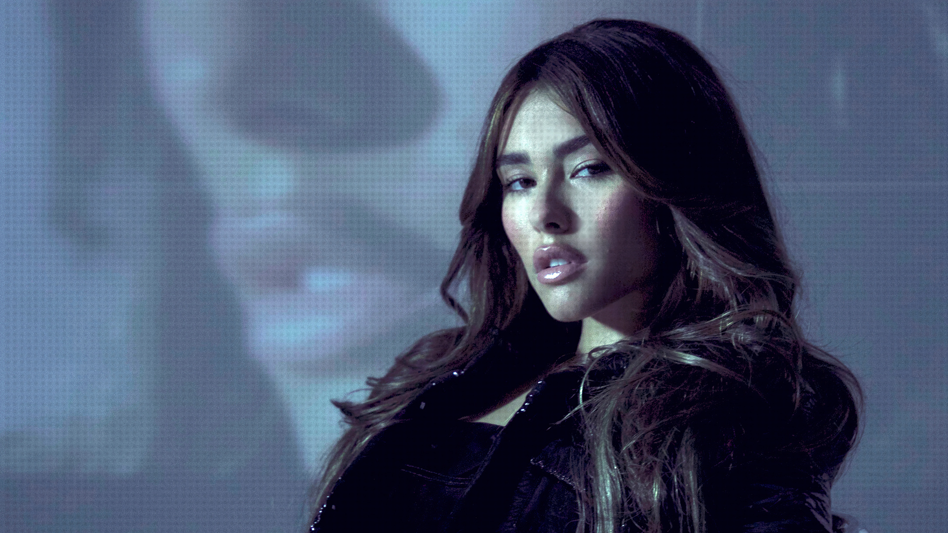 Madison Beer People By Lousia Meng 4k
