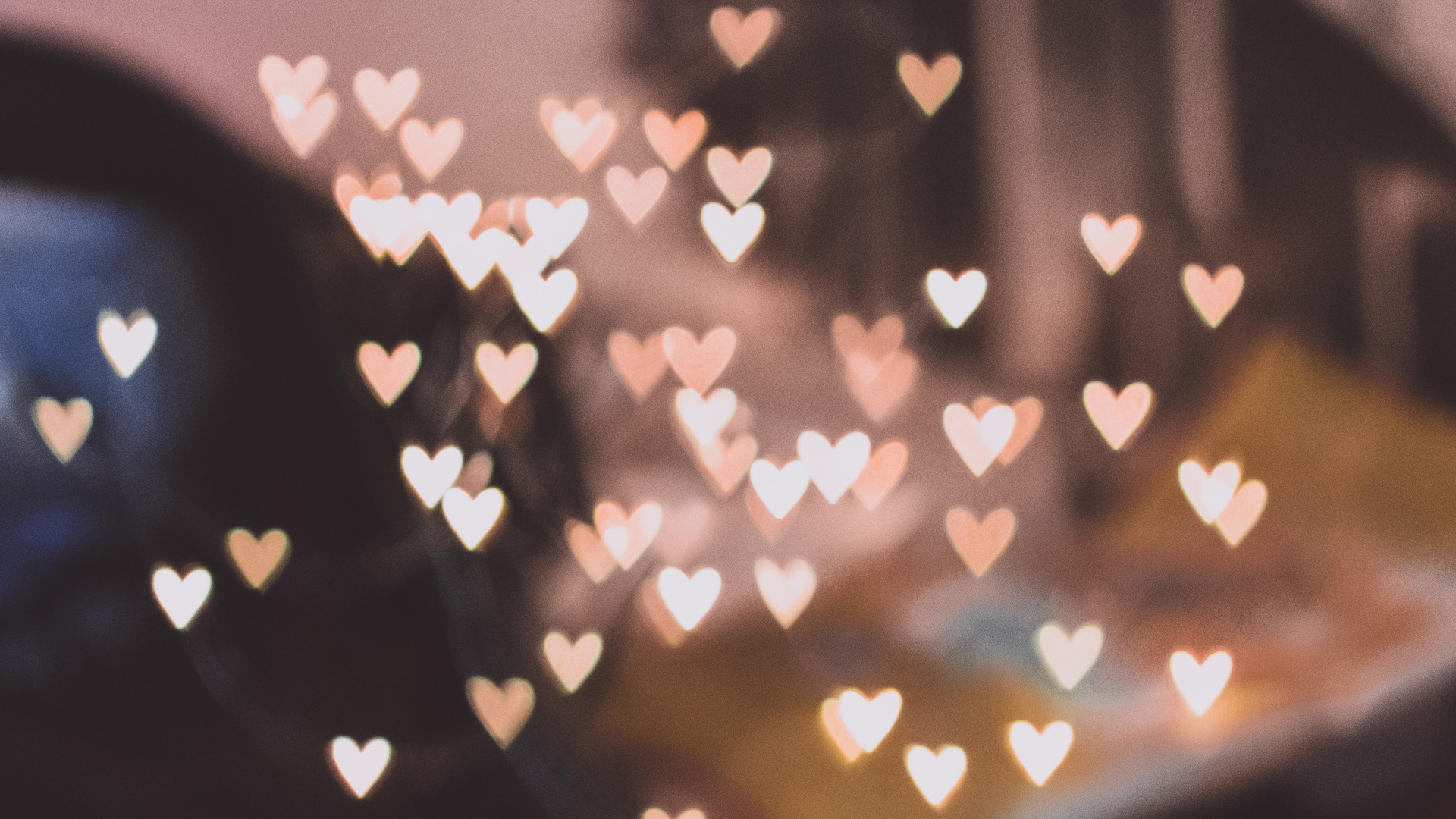 Pink Bokeh Hearts 4k