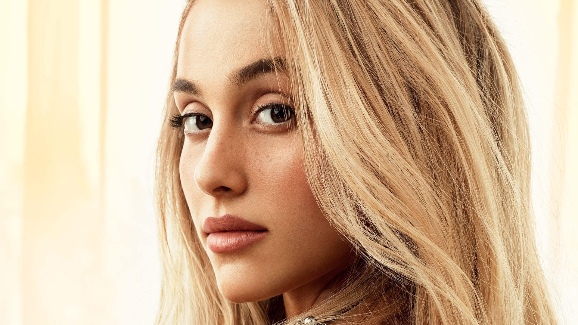 Ariana Grande Vogue