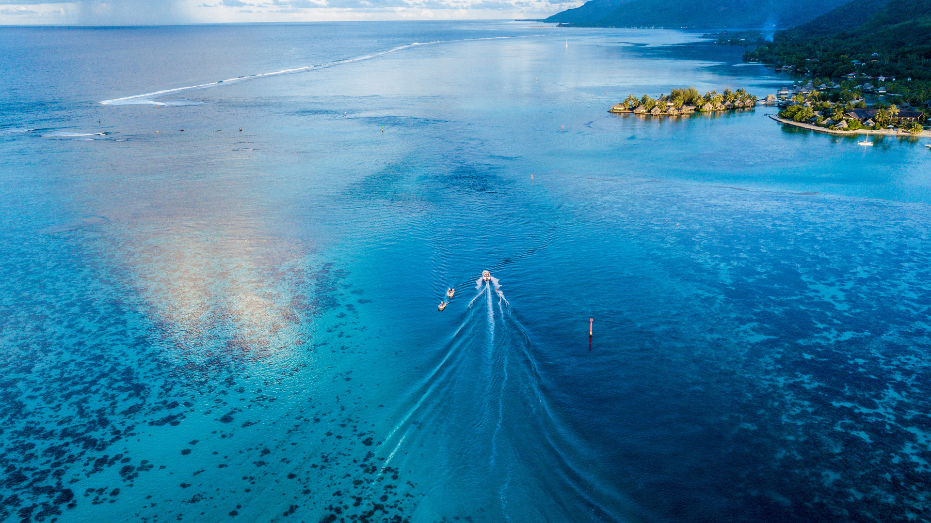 Boat Sailing Top View 4k