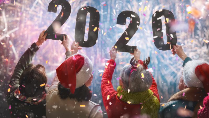Christmas People 2020 Hands Back View 5k