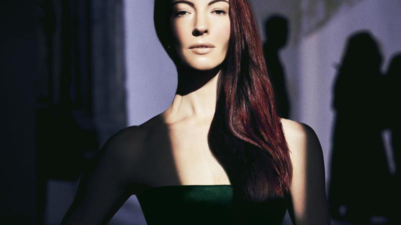 Chrysta Bell