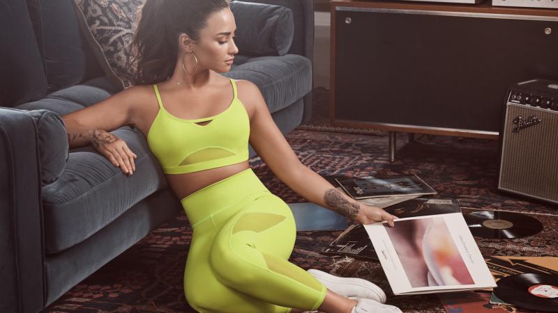 Demi Lovato Fabletics Store 2018 8k