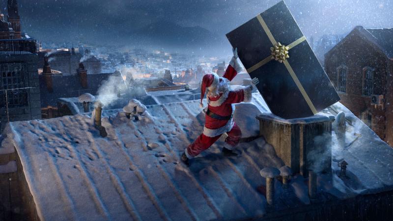 Santa Claus Chimne Present Delivery