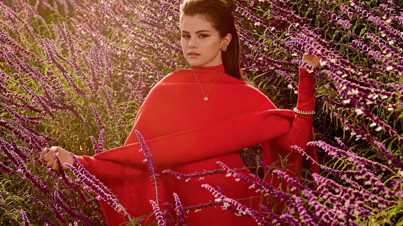 Selena Gomez Photoshoot For Vogue Mexico