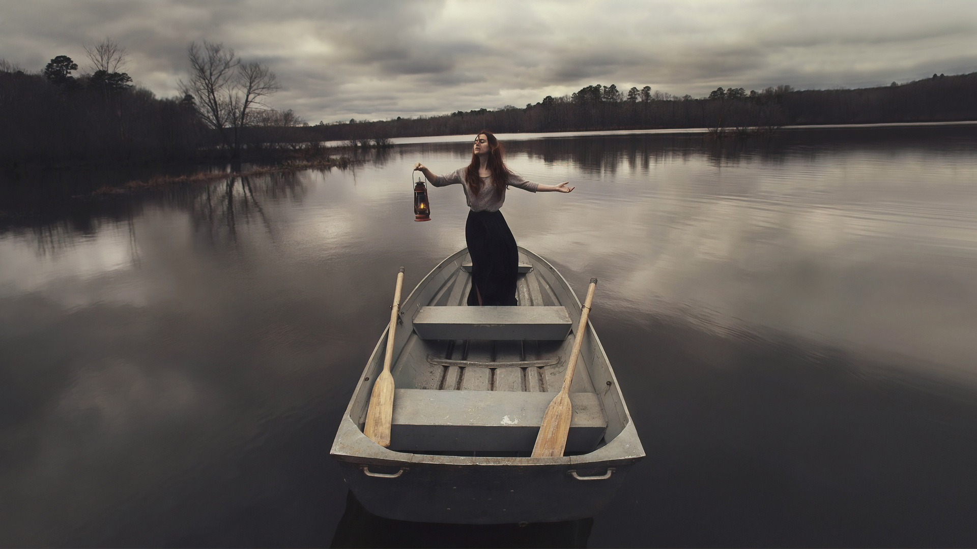 Girl Boat Light 4k