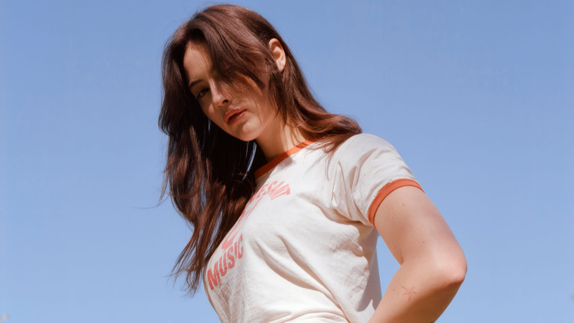 Gracie Abrams WWD
