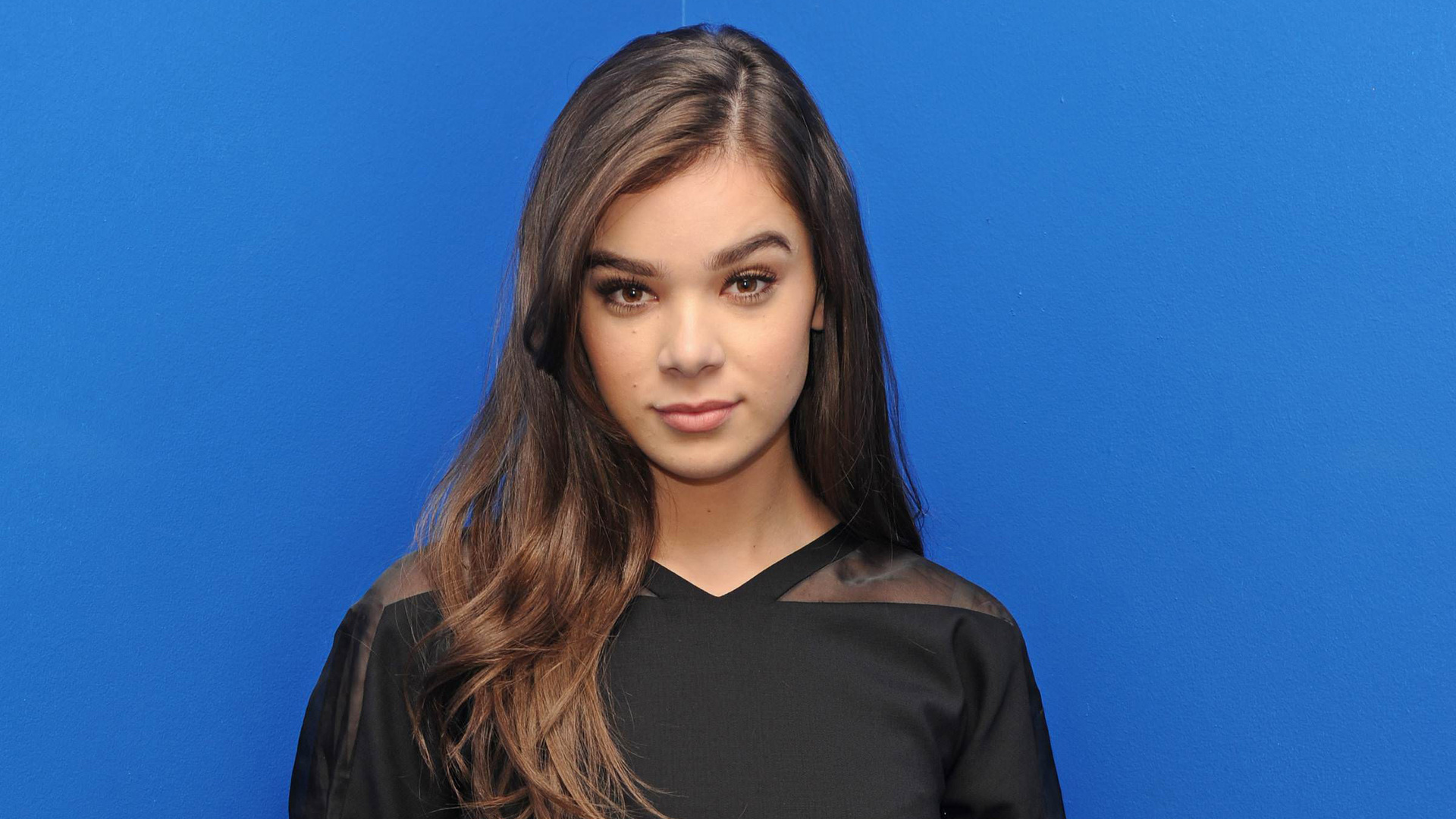 Hailee Steinfeld Singer 2019 New