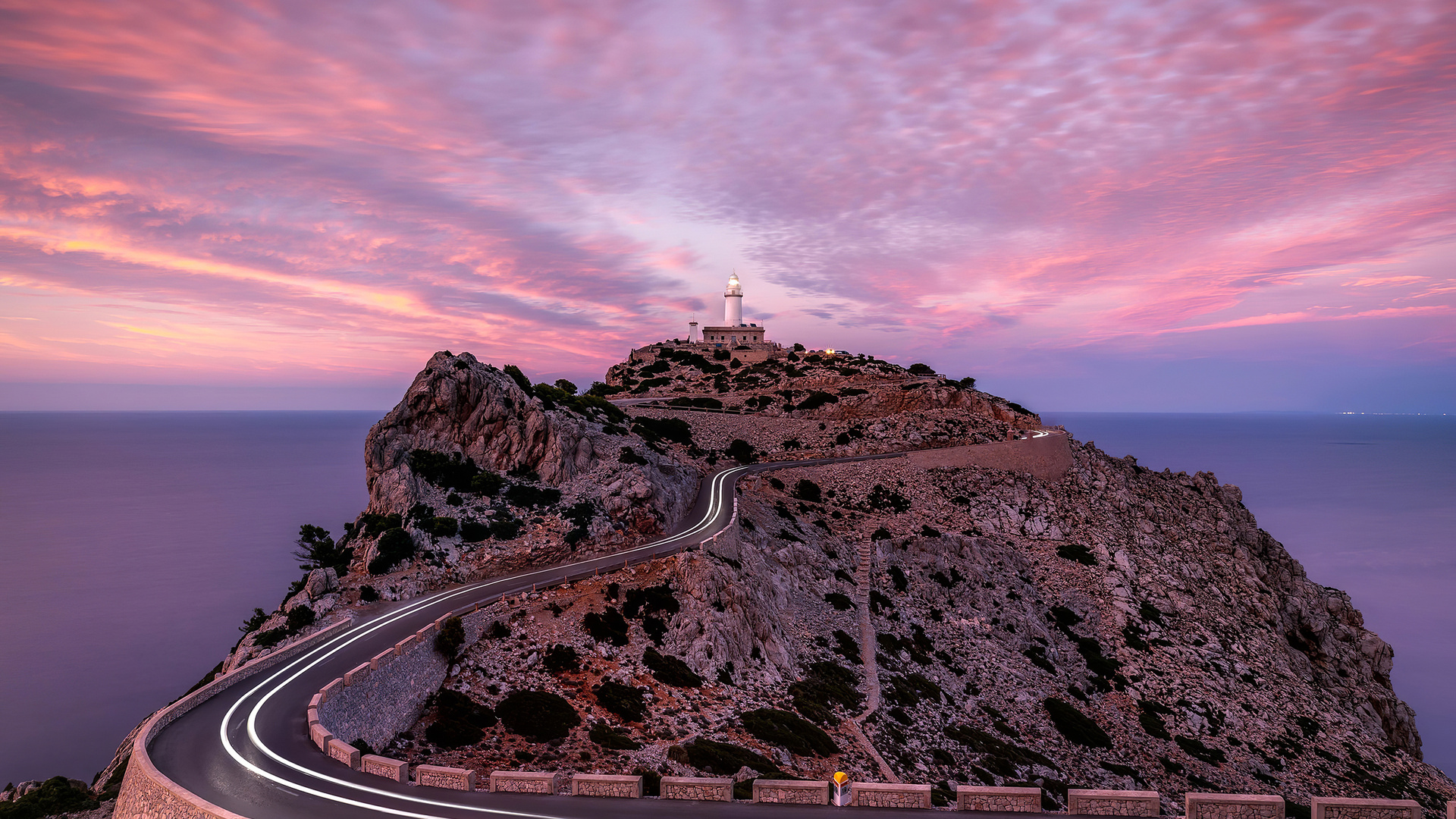 Road To Light House