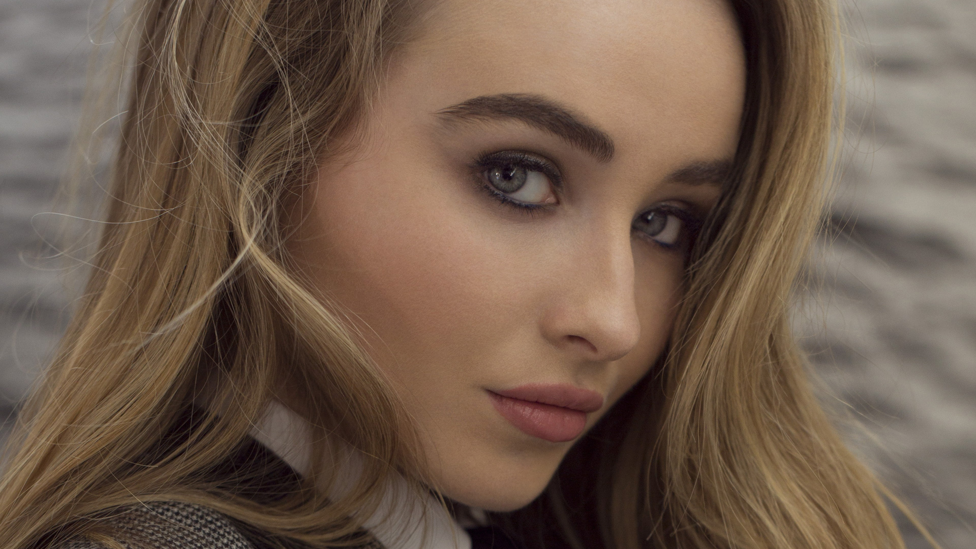 Sabrina Carpenter Closeup 4k