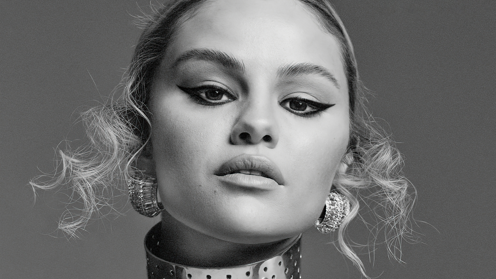 Selena Gomez Vogue Singapore Monochrome 4k