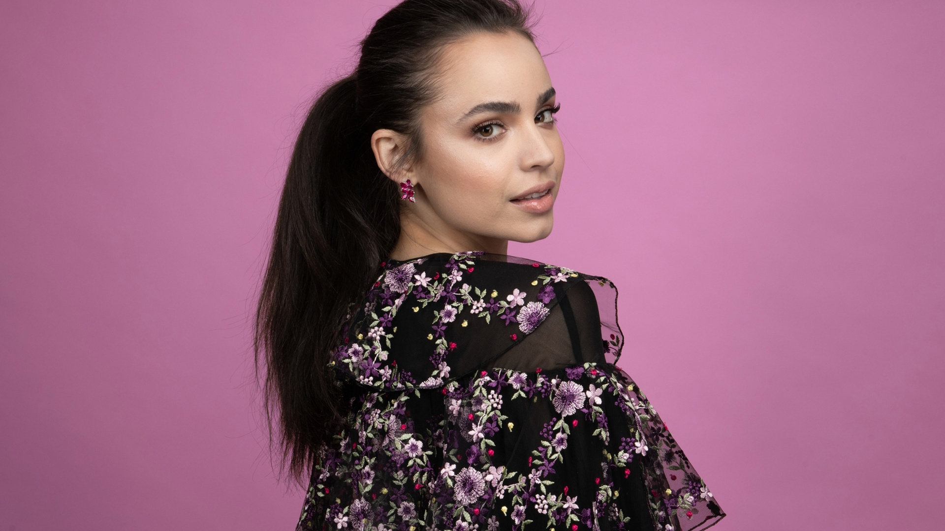 Sofia Carson 2019