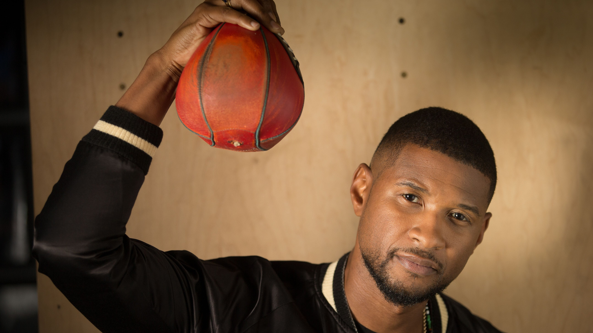 Usher 2020
