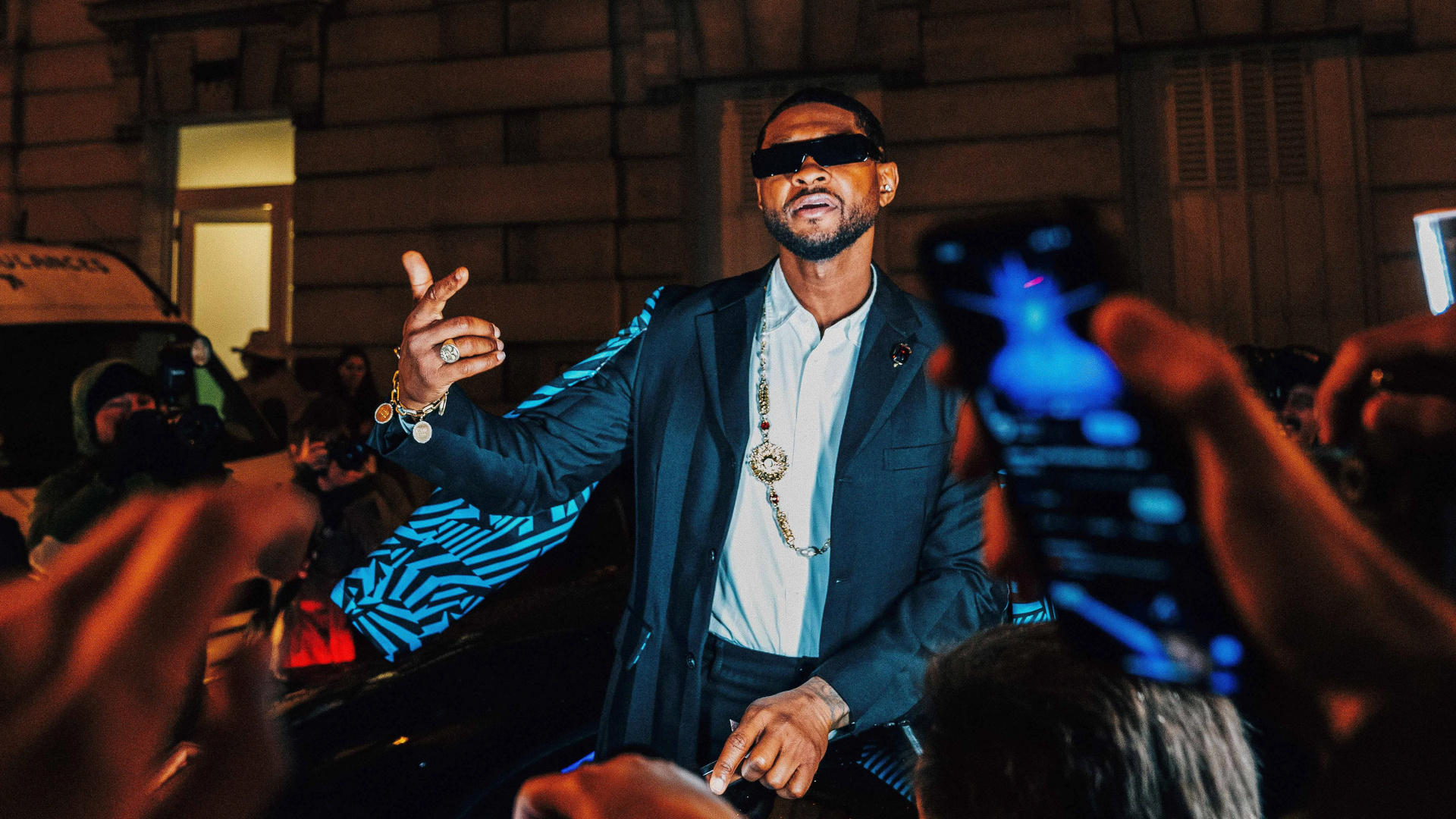 Usher Super Bowl Halftime Show