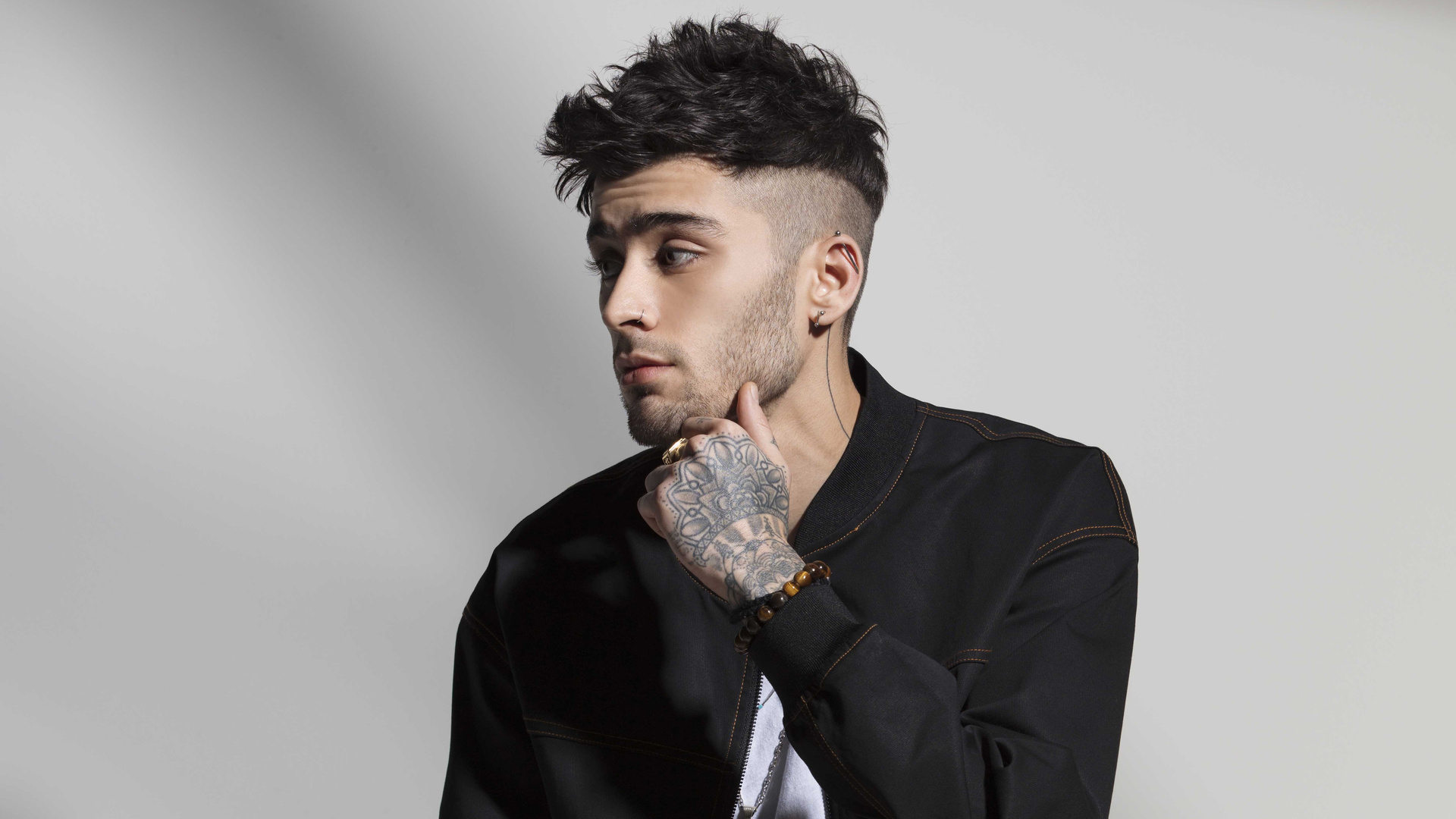 Zayn Malik Penshoppe 2018
