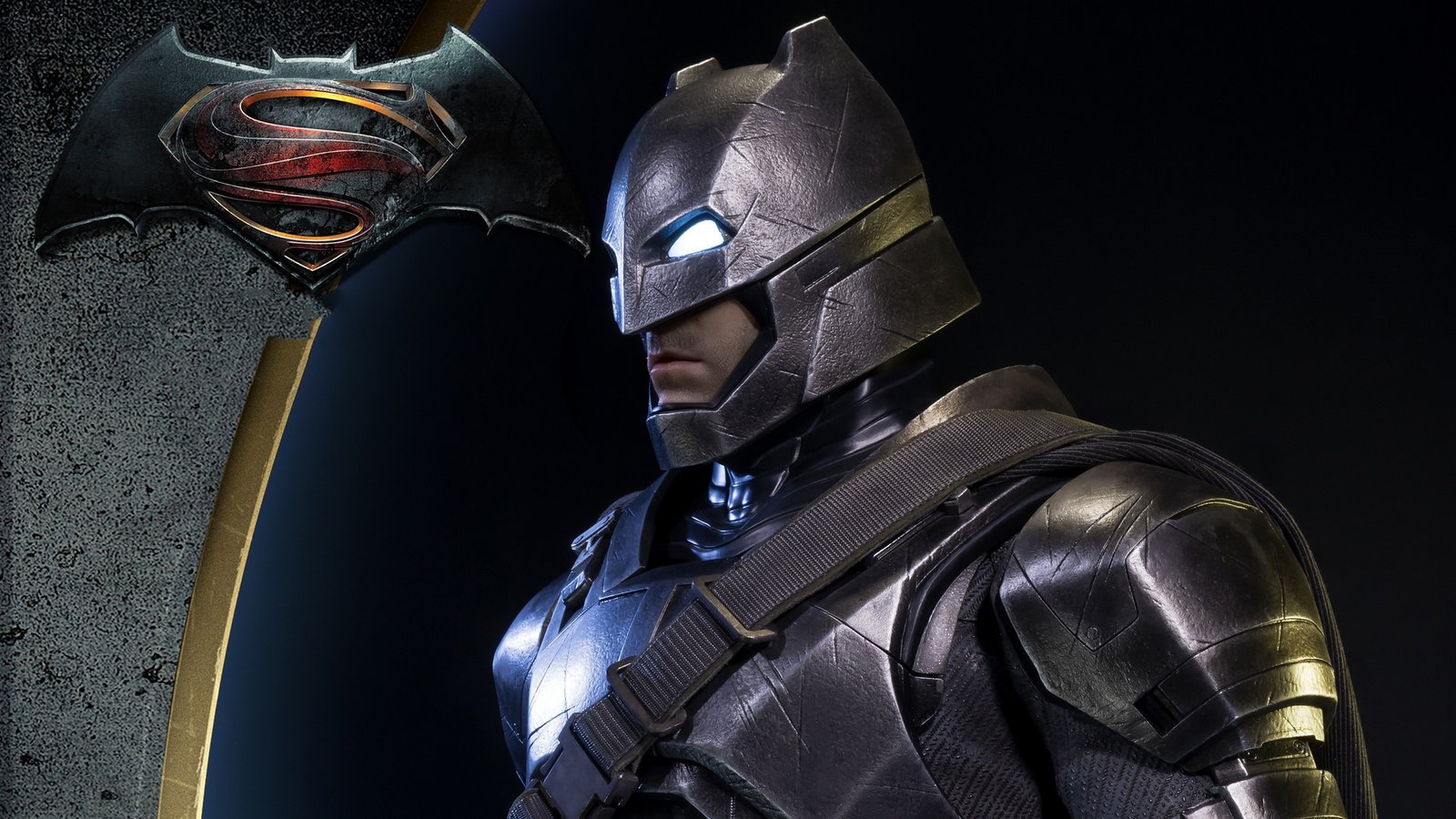 Batman Armoured Suit New Wallpaper