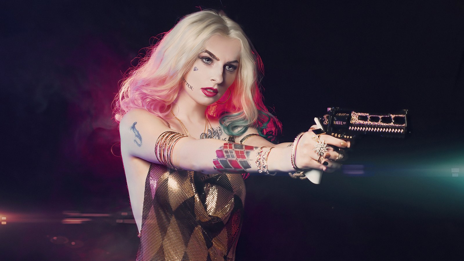 Harley Quinnn Cosplay Wallpaper