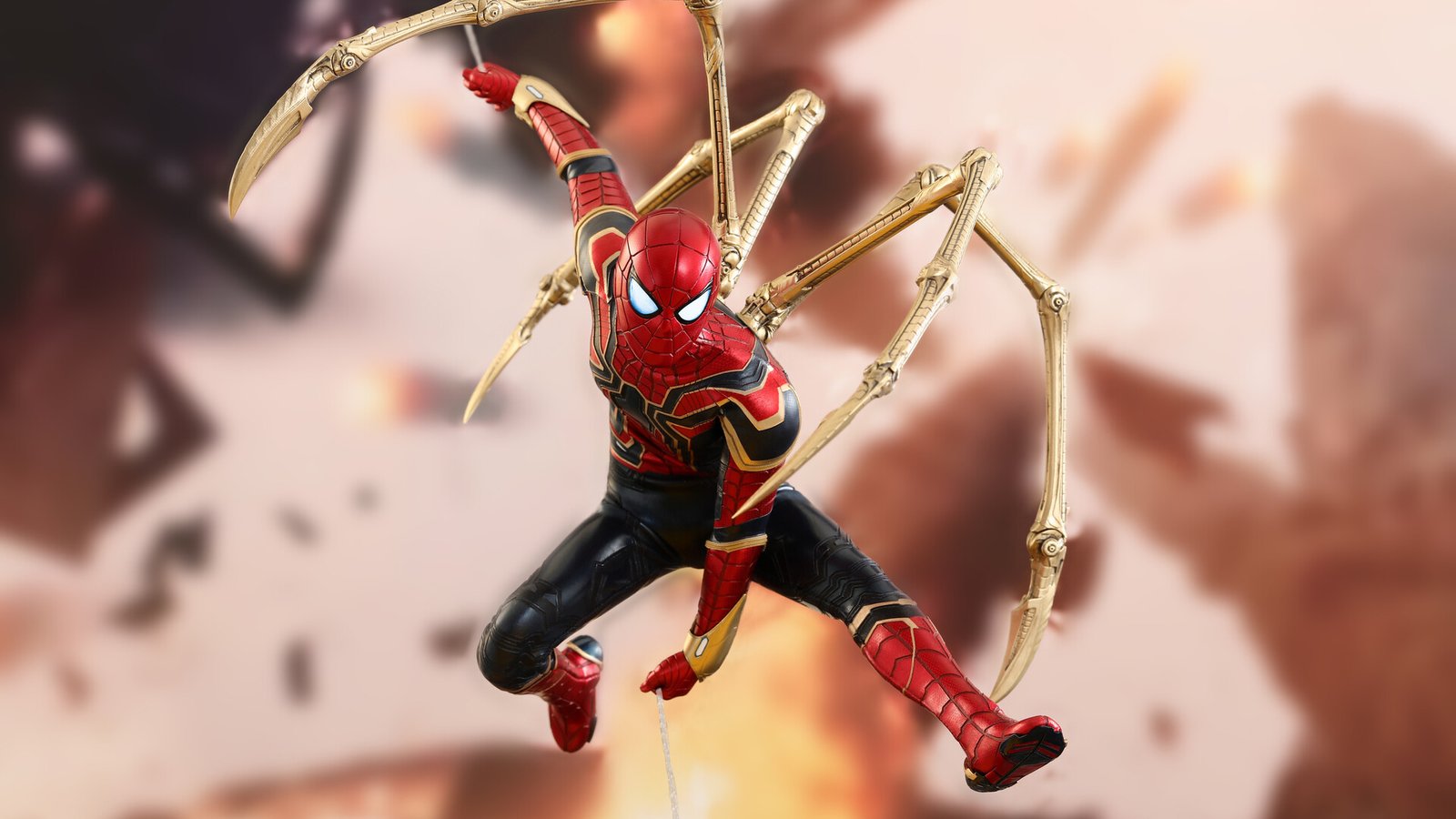 Iron Spiderman Suit 4k Wallpaper