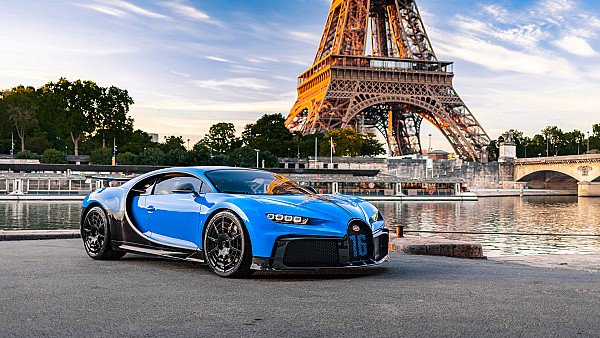 Bugatti Chiron Pur Sport 8k - hdwallpaper4k