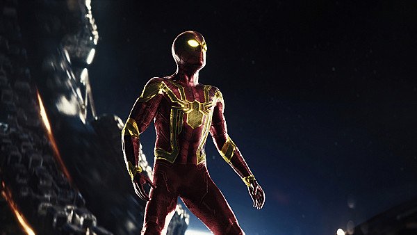 Classic Iron Spider Suit 5k wallpaper