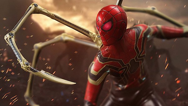 Iron Spider Red Eyes 5k wallpaper