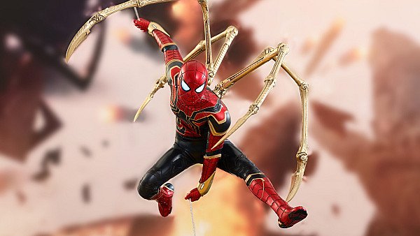 Iron Spiderman Suit 4k - hdwallpaper4k