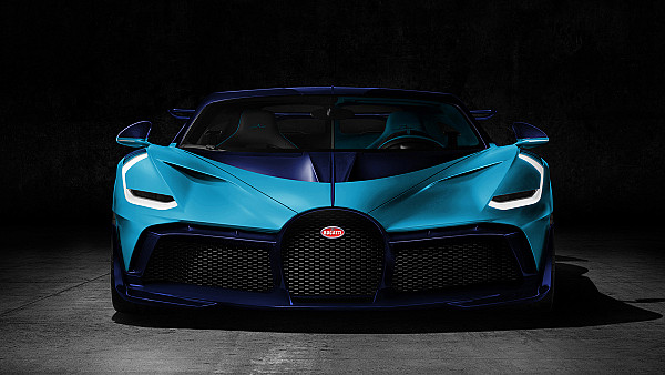 Light Blue Bugatti Divo - hdwallpaper4k